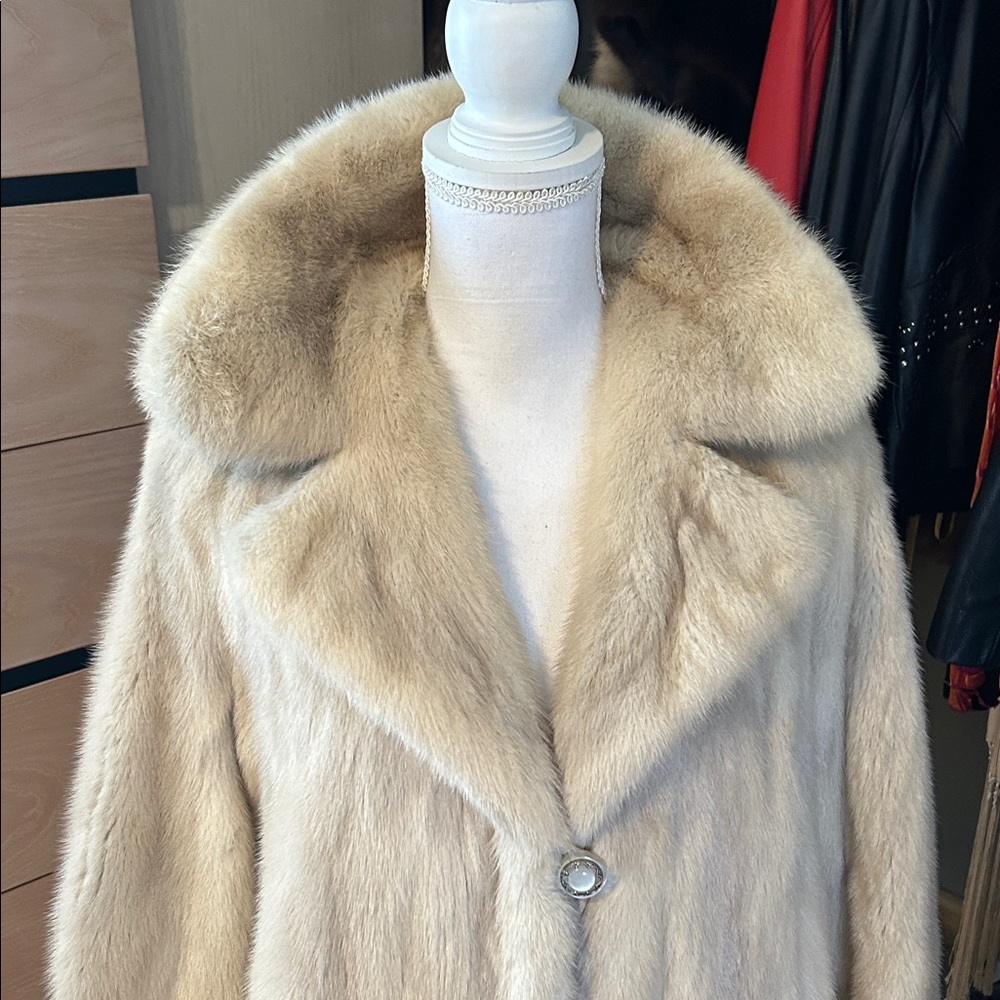 OC by Oleg Cassini Luxurious Tan Teddy Jacket